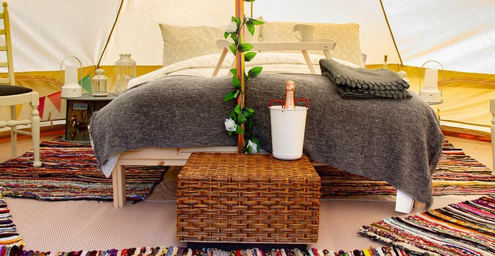 Lloyds Meadow Glamping Hotel Честър Екстериор снимка